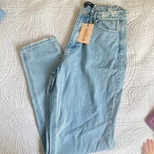 Missguided + High Rise Light Blue Jeans